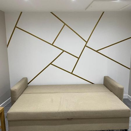 One Bedroom Apartment Goodmayes Luaran gambar