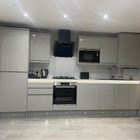 One Bedroom Apartment Goodmayes Luaran gambar