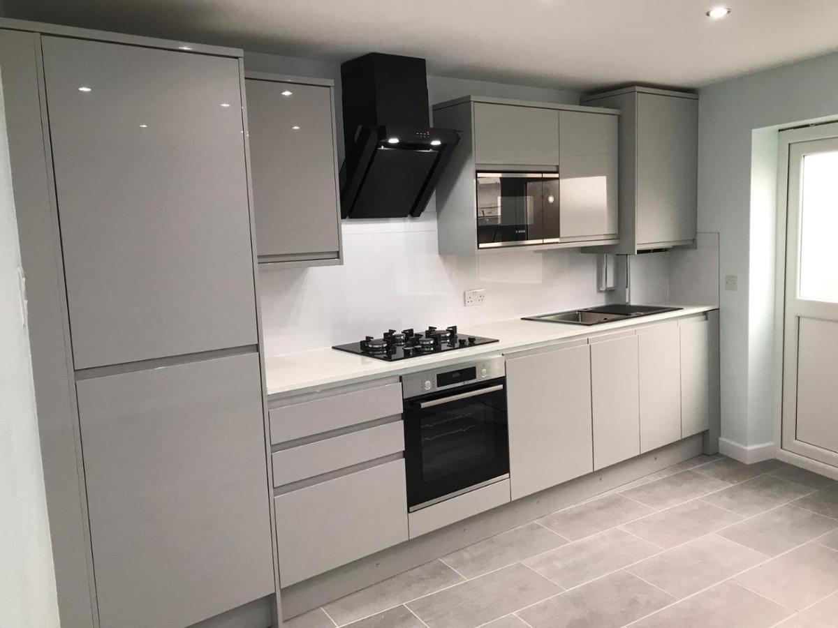 One Bedroom Apartment Goodmayes Luaran gambar