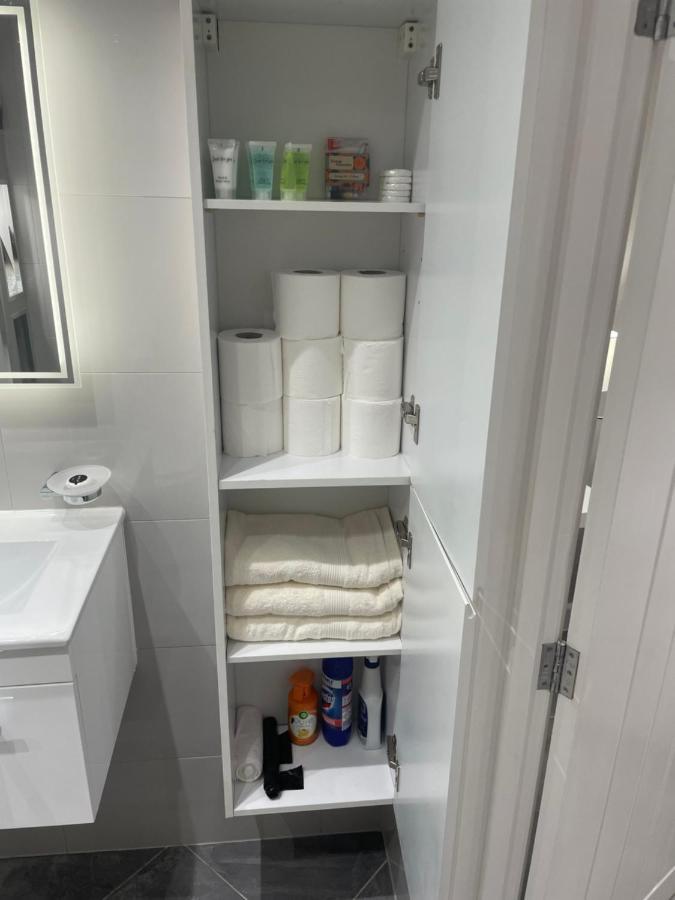 One Bedroom Apartment Goodmayes Luaran gambar