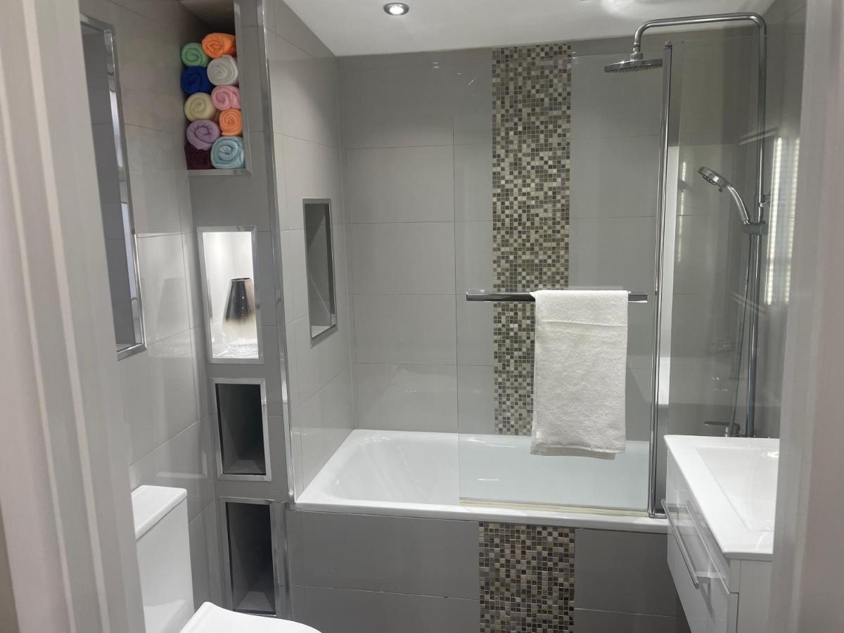 One Bedroom Apartment Goodmayes Luaran gambar